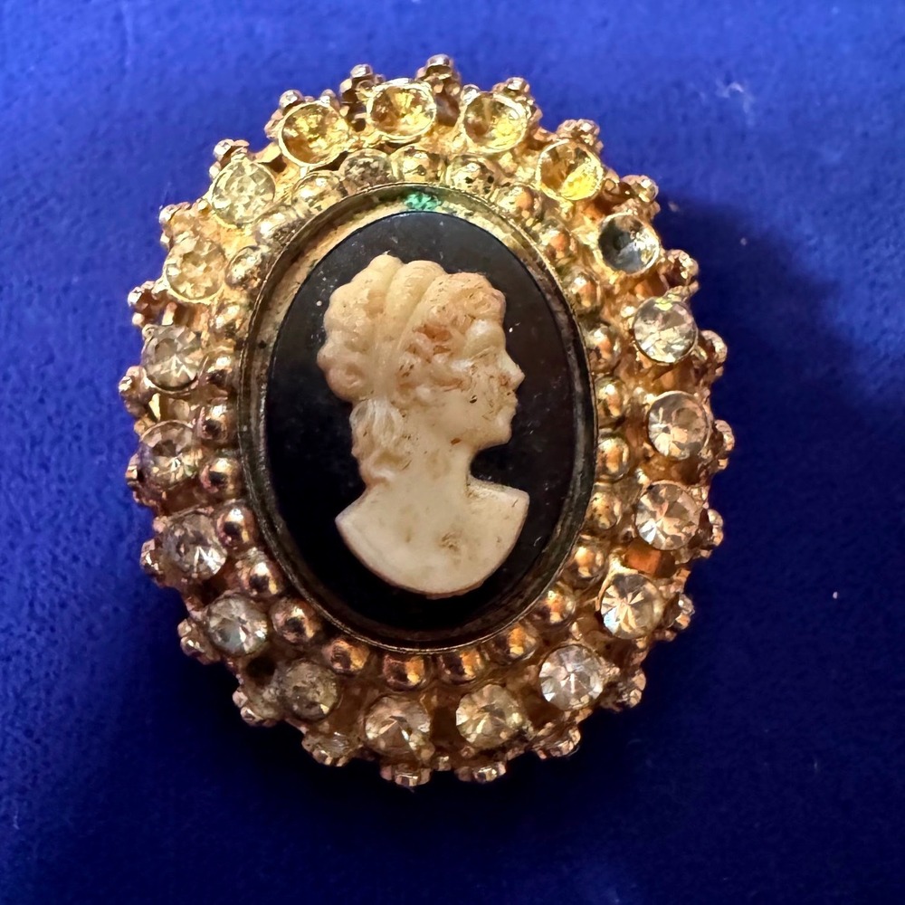 Vintage Coro Cameo Brooch Gold Tone Rhinestone Frame Signed Oval Pin Victorian